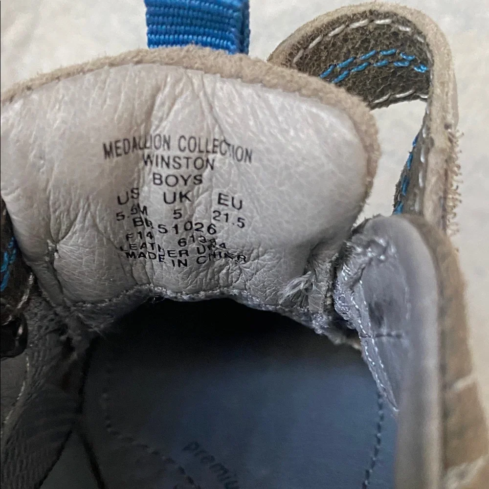 Stride Rite Medallion Collection Winston Boys Grey Leather Shoes